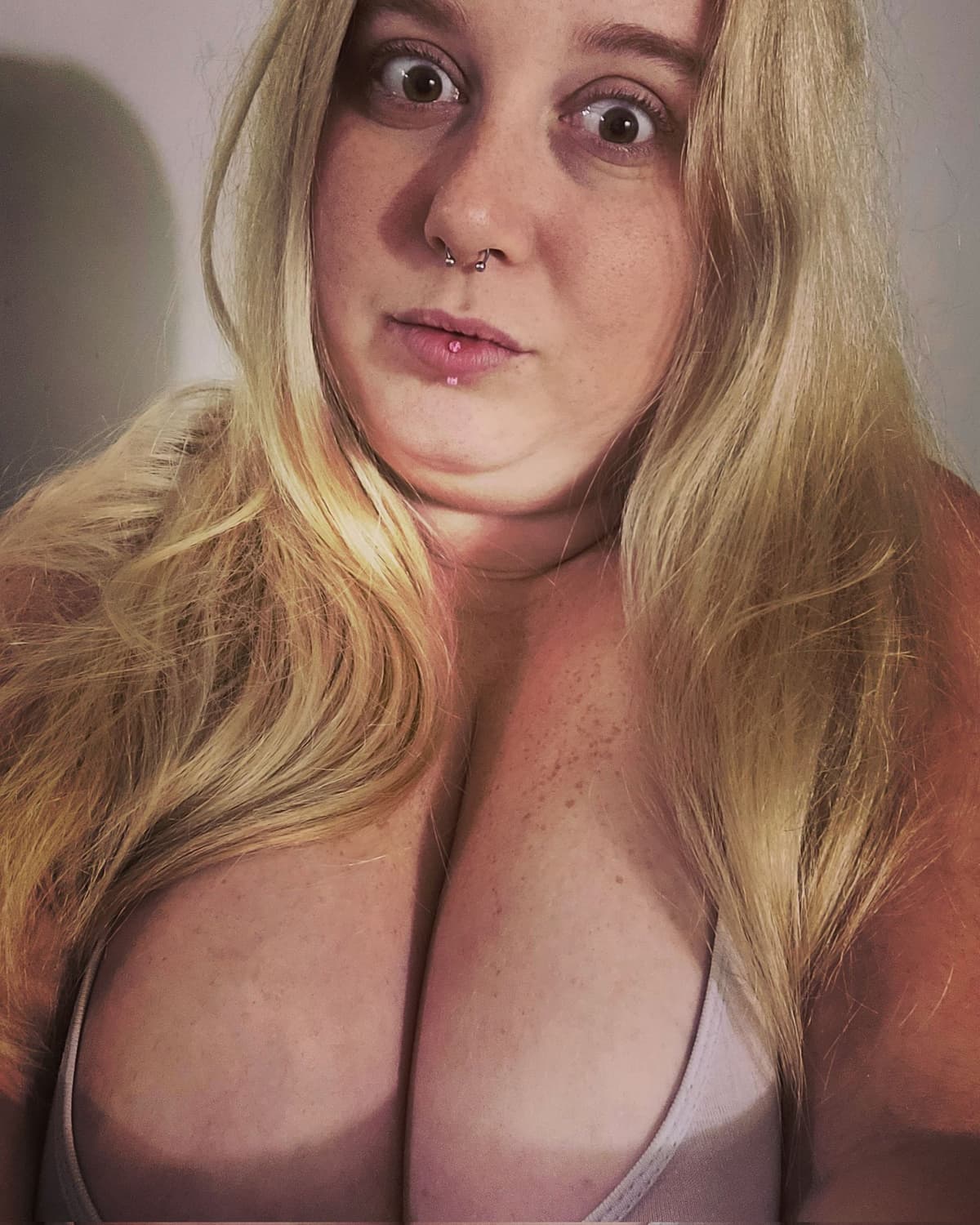 Photo 3 sur 5 de eddywhore