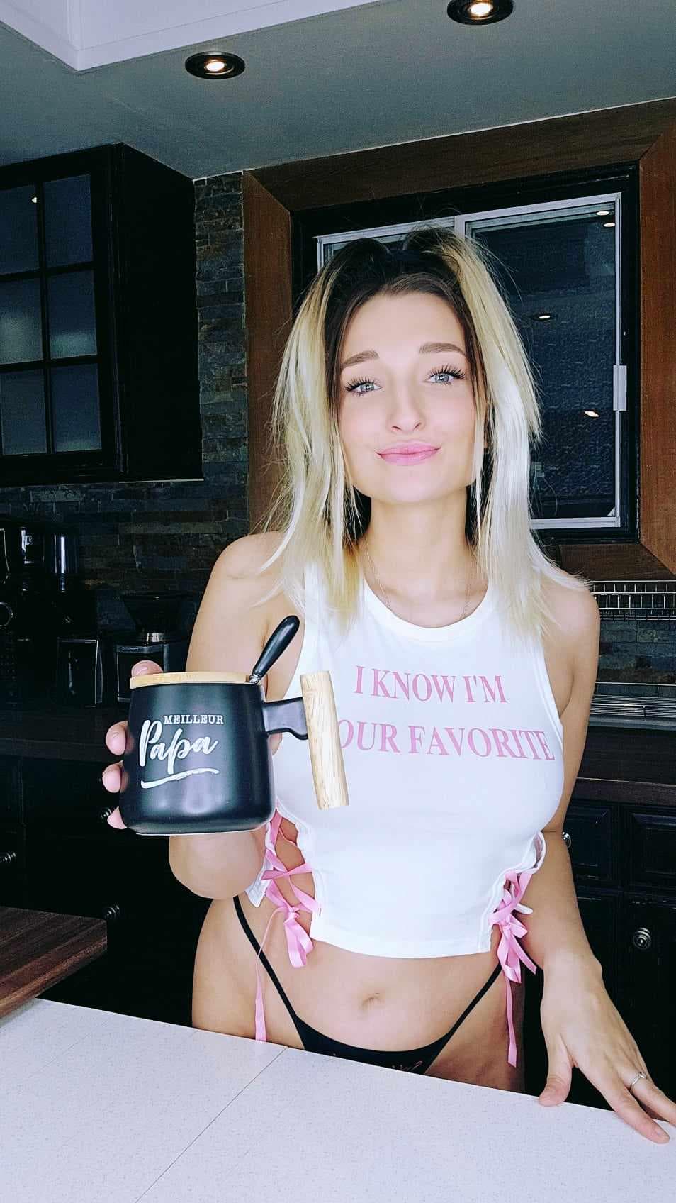 Photo 2 sur 6 de petitecoquinexx