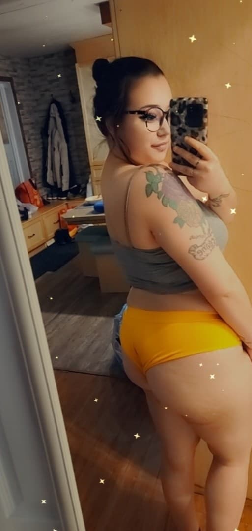 Photo 2 of 4 of missbaabe