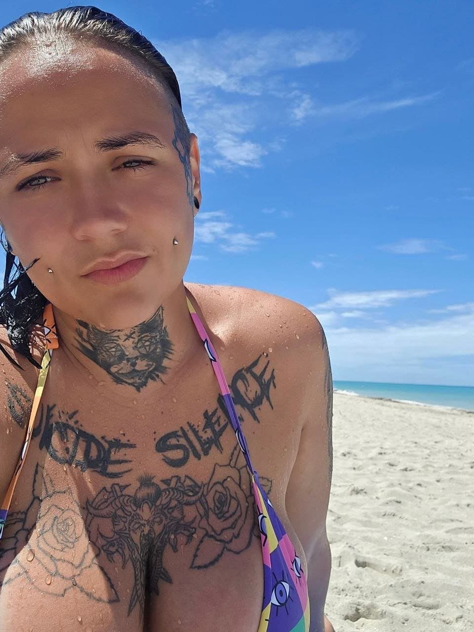 Photo 1 sur 1 de badbitchx0x