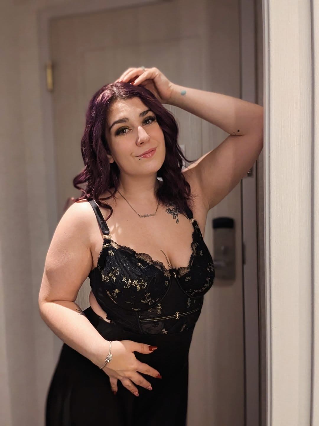 Photo 3 of 6 of kraftqueen69