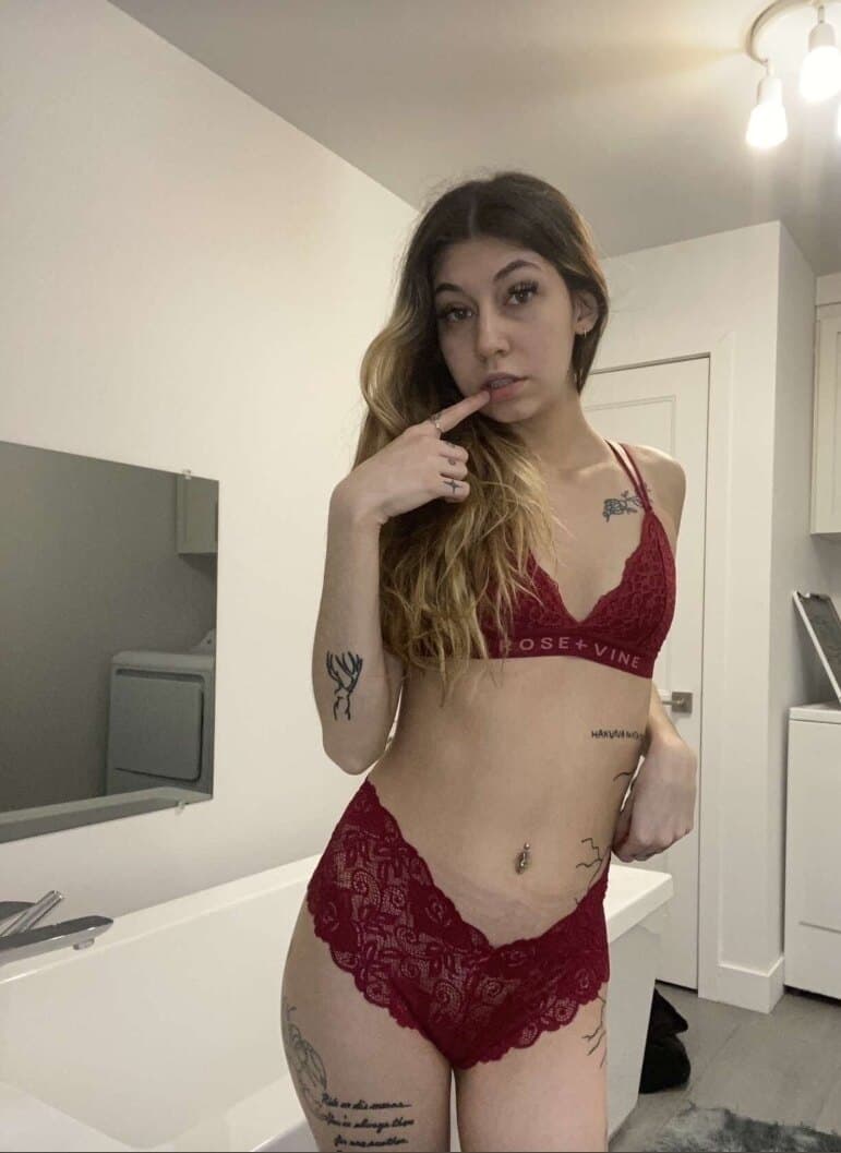 Photo 2 sur 2 de queenkitanaxx