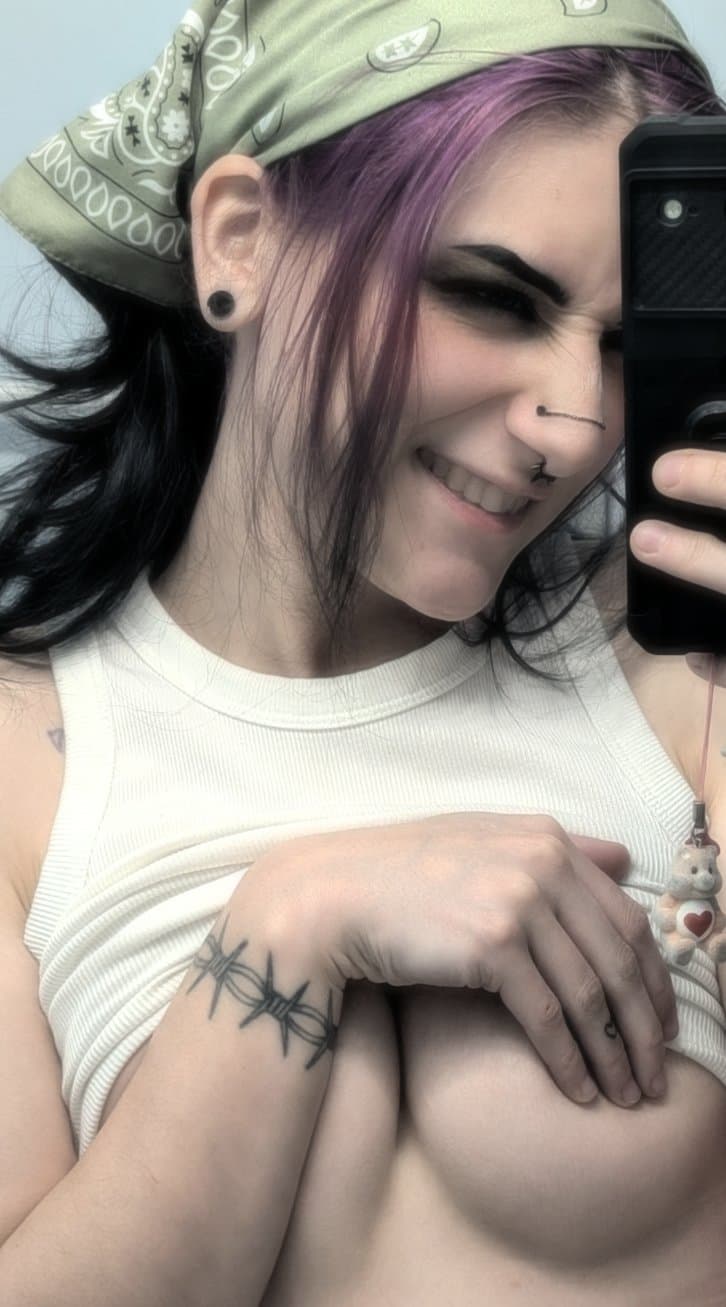 Photo 2 of 6 of mewtwolou